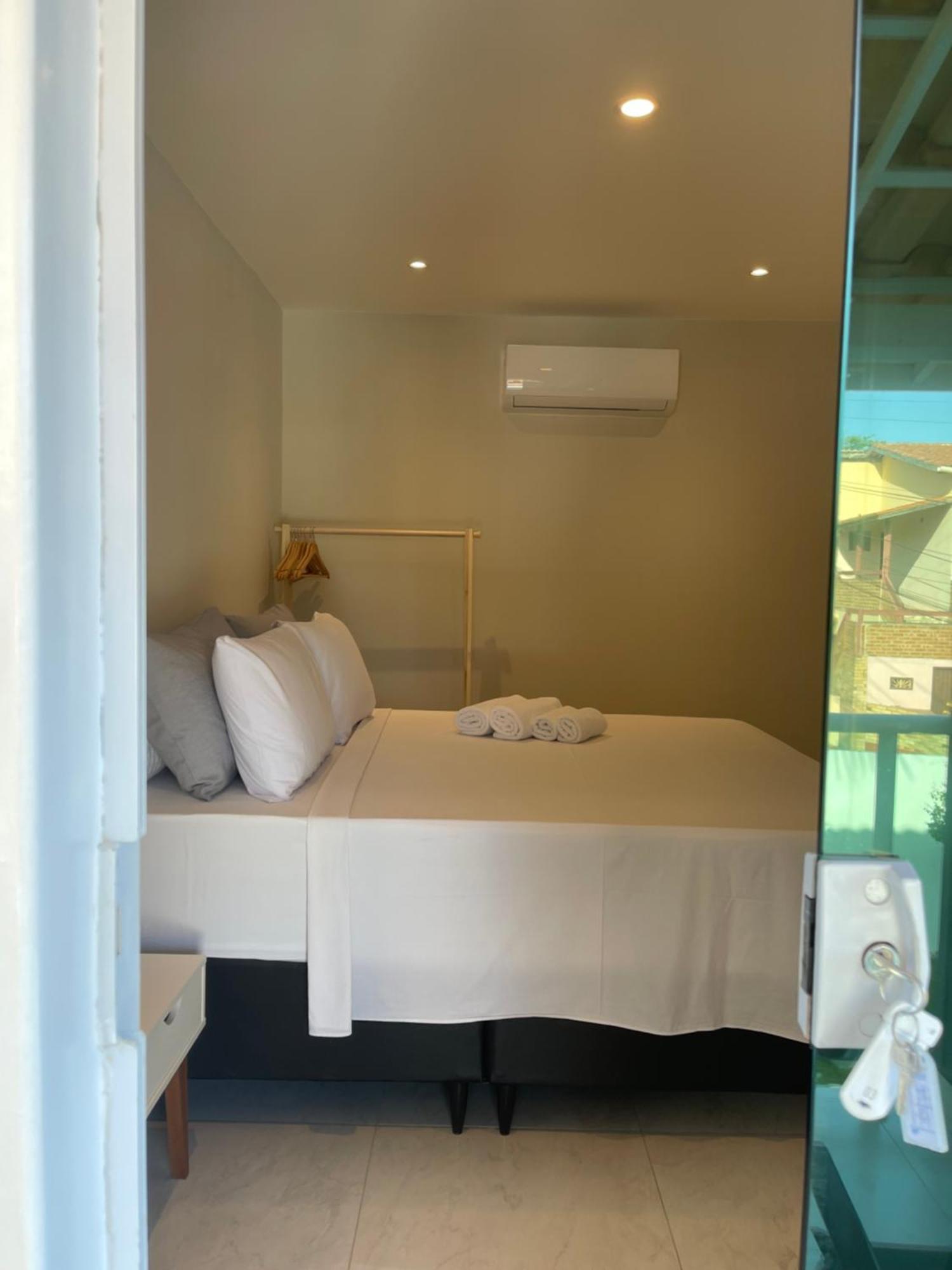 Charlotte House Hotel Canoa Quebrada Exterior photo